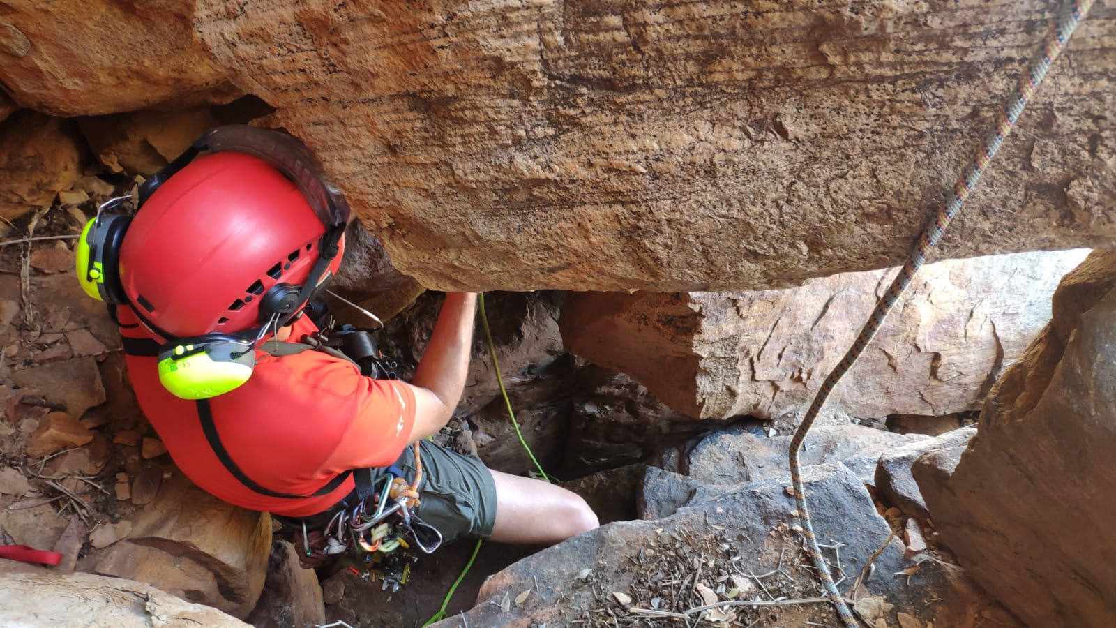 Hikers rescued after being trapped for 17 hrs – Air Mercy Service